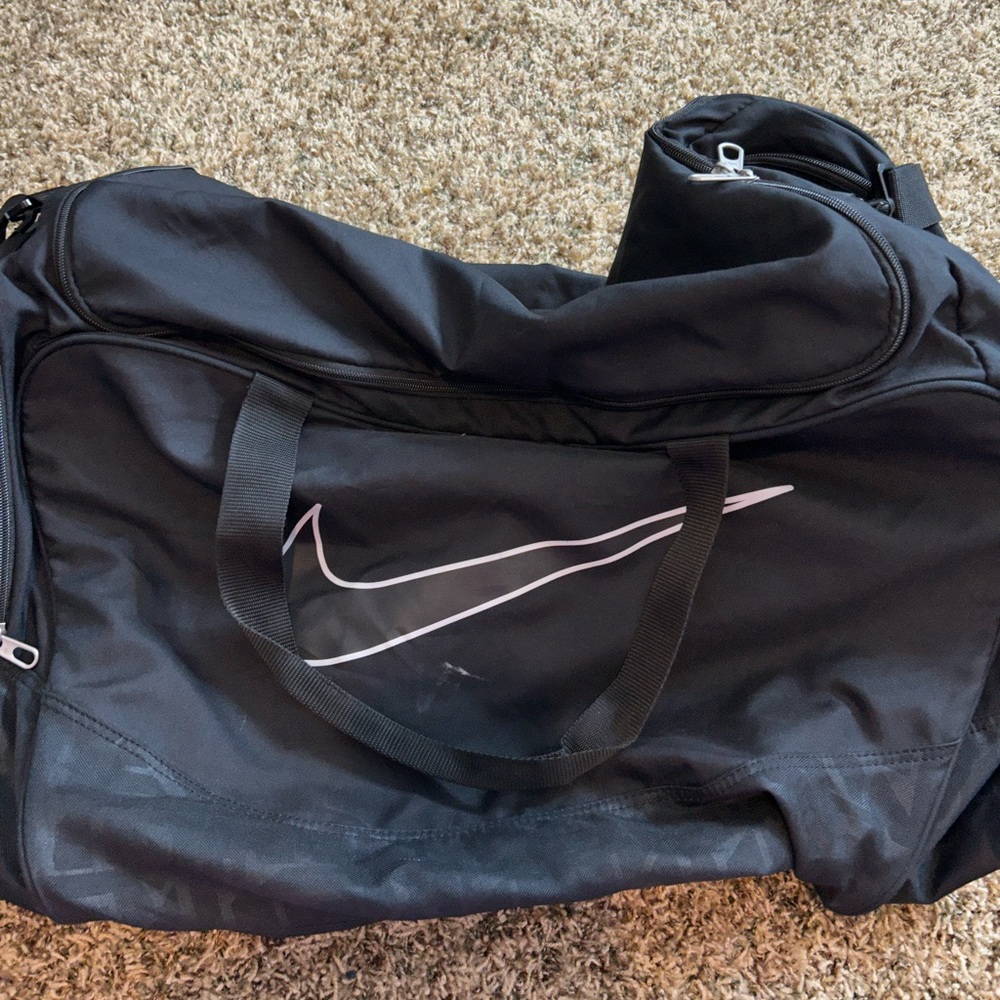 Oversized Nike Duffel Bag!!